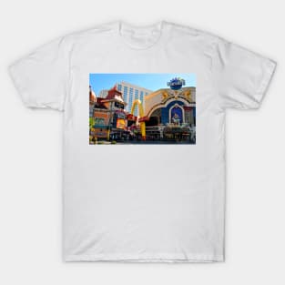 Harrahs Resort Hotel Las Vegas America T-Shirt